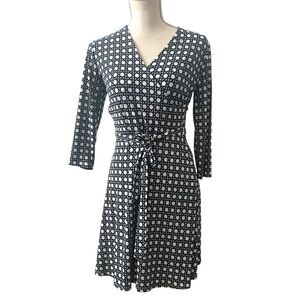 Leota Blue and white v neck dress size S